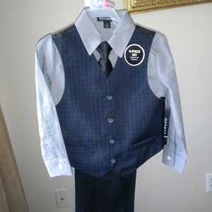 Meet your Posher, Sinamoni